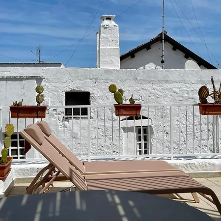 Under The Cherry Moon Appartement