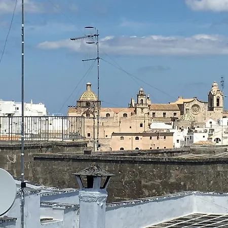 Under The Cherry Moon * Ostuni