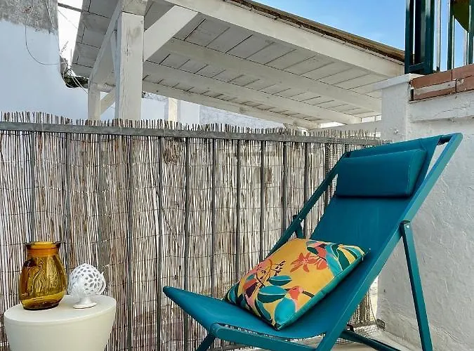 Under The Cherry Moon Апартаменты Остуни