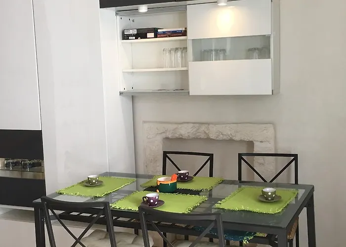 Under The Cherry Moon *